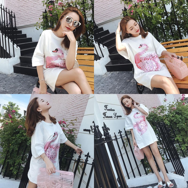 Dress4423 เดรสสั้น/เสื้อตัวยาวแขนสามส่วนสีพื้นขาวครีม อกแต่งลายหงส์ปักเกล็ดปลา ผ้าคอตตอนเนื้อดีนุ่มยืดขยายได้เยอะ งานสวยใส่ง่ายน่ารักมาก
