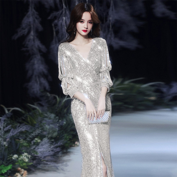 ชุดราตรี ชุดราตรีสวยหรู แบบ ทันสมัย Evening dress