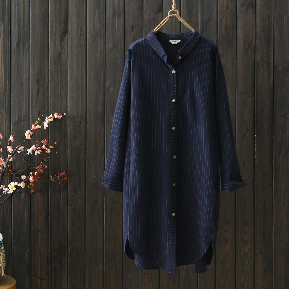 เสื้อเชิ้ตตัวใหญ่ไซส์เดียว อก 100เซนติเมตรขึ้นไปหรือประมาณ40-42นิ้ว