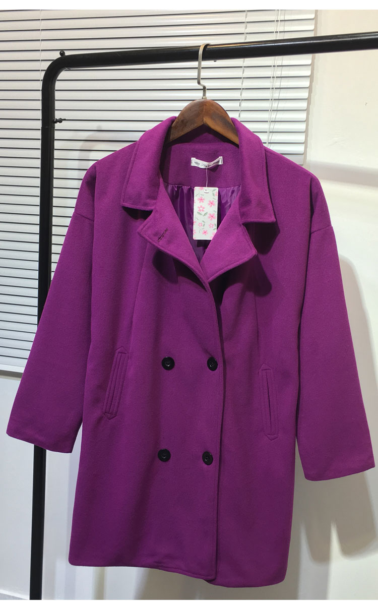 เสื้อโค้ทกันหนาว สีม่วง สีแรง ใส่ออกมาถ่ายรูปขับผิวมากๆ ผ้า วูลผสมสำลี พร้อมบุซับในกันลม พร้อมส่งเลยจ้าา ม่วง ตามภาพสินค้าจริง