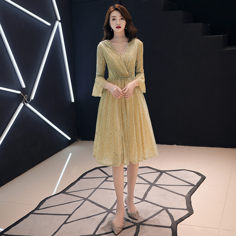 ชุดราตรี ชุดราตรีสวยหรู แบบ ทันสมัย Evening dress