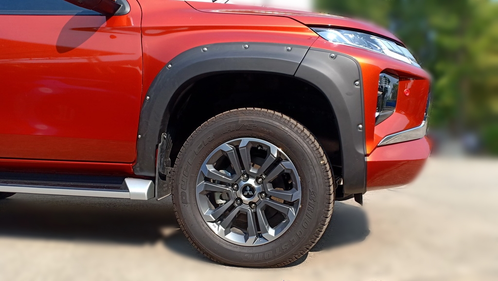 คิ้วล้อ6นิ้ว V.5 Triton 2019