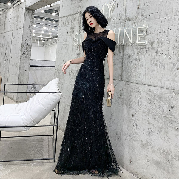 ชุดราตรี ชุดออกงาน ดีไซน์หรู แบรนด์ Angel