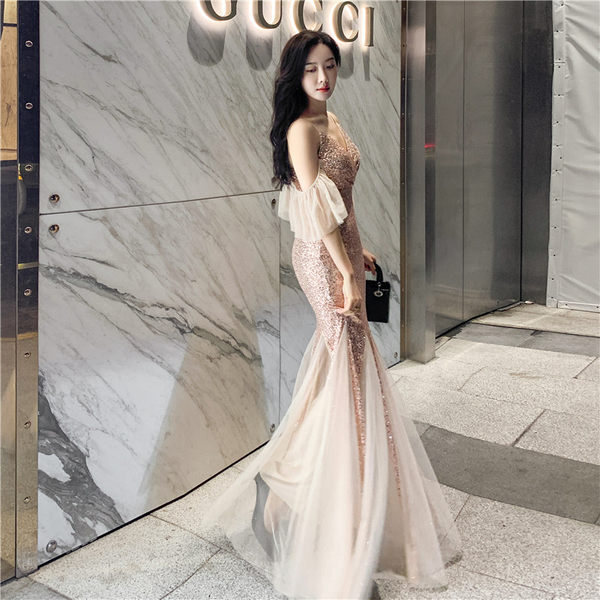 ชุดราตรี ชุดราตรีสวยหรู แบบ ทันสมัย Evening dress