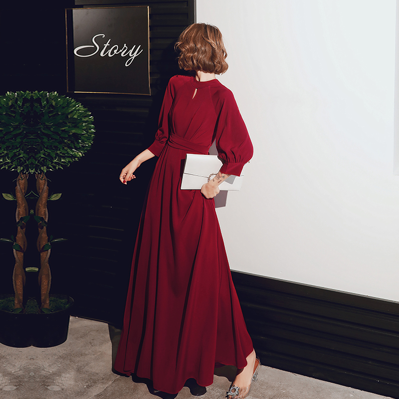 ชุดราตรี ชุดราตรีสวยหรู แบบ ทันสมัย Evening dress