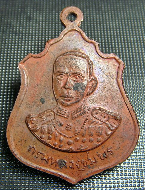 หลวงพ่อเงินหลังกรมหลวงชุมพรฯ