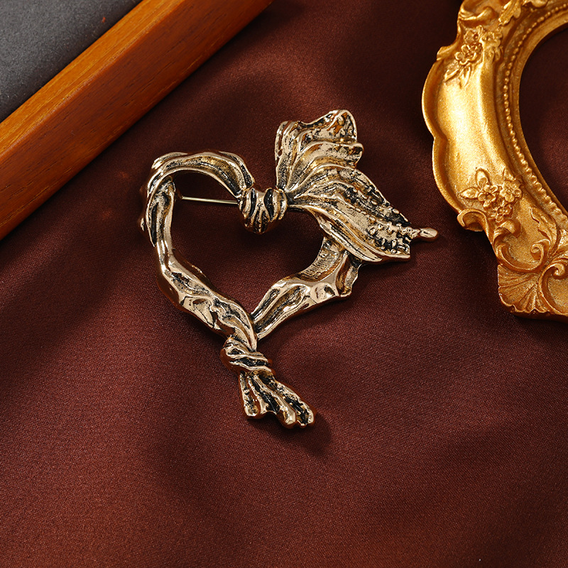 เข็มกลัด เข็มกลัดสวยๆ เข็มกลัดติดเสื้อ Brooch
