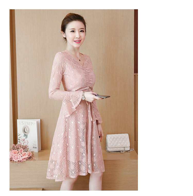 Dress4503 เดรสยาวลูกไม้ทรงสวย แขนยาวแต่งระบาย มีเชือกรูดกลางอกเก๋ๆ ดูมีดีเทล ผ้าลูกไม้เนื้อดีหนาสวยเกรดพรีเมียม งานดีผ้าสวยเหมือนราคาหลักพัน