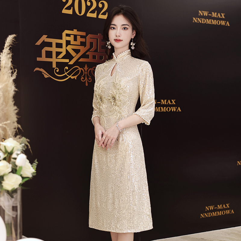 ชุดราตรี ชุดราตรีสวยหรู แบบ ทันสมัย Evening dress