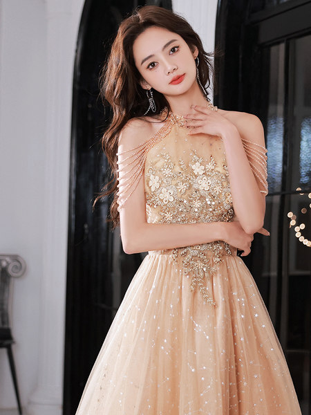 ชุดราตรี ชุดราตรีสวยหรู แบบ ทันสมัย Evening dress