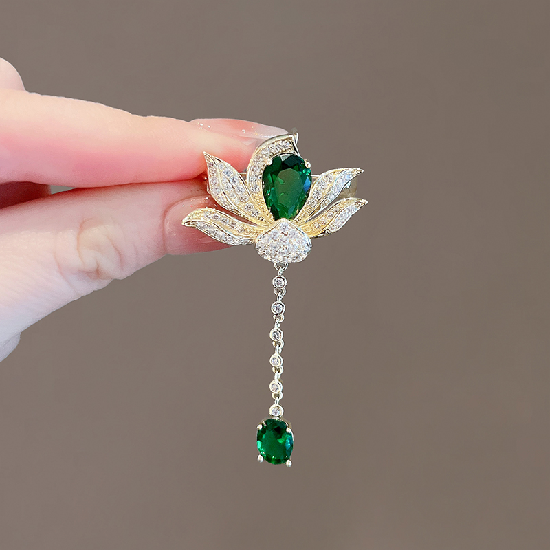 เข็มกลัด เข็มกลัดสวยๆ เข็มกลัดติดเสื้อ Brooch