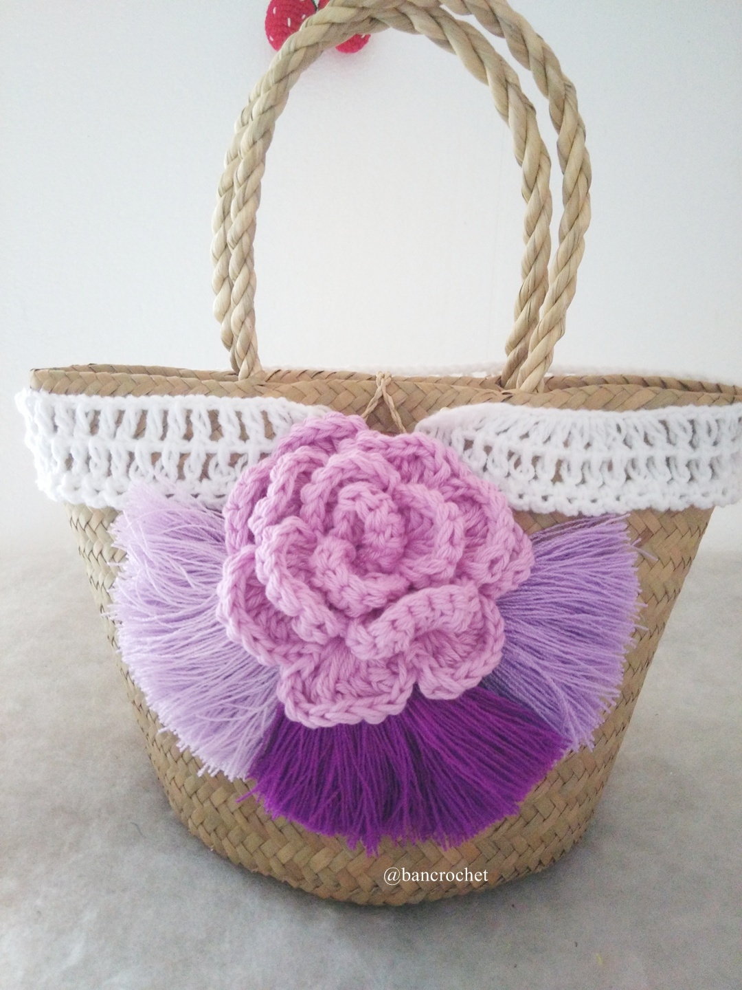 กระเป๋าสานกระจูดประดับดอกไม้ grajood basket weave bags ธรรมชาติ 7*10*7*12 นิ้ว