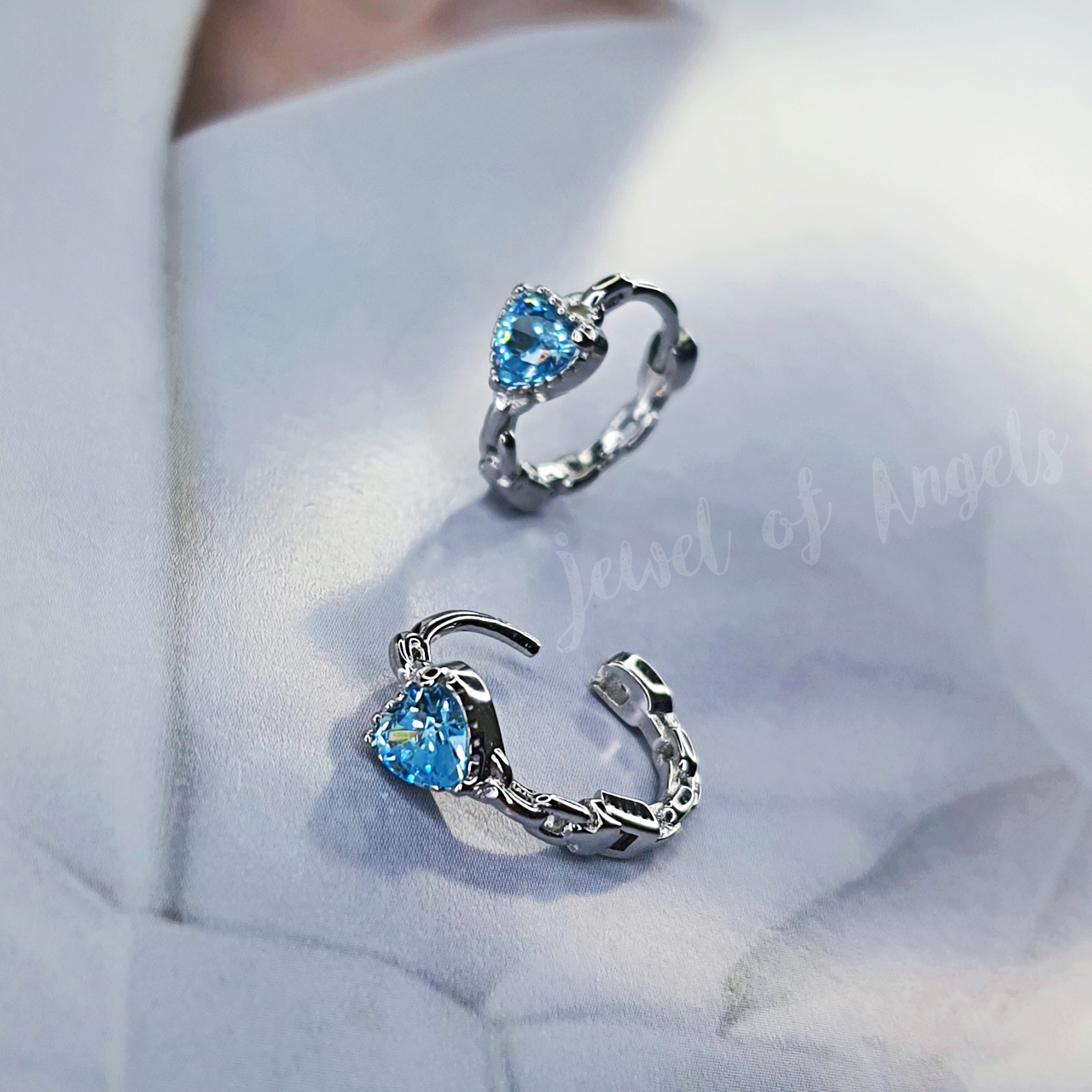 ต่างหูเงินแท้ S925 รุ่น Affection ต่างหูห่วงโซ่ แต่งเพชรCZหัวใจสีฟ้า สูง12mm เงินแท้ทั้งชิ้น Silver925 ต่างหูผู้หญิง ตุ้มหูเงินแฟชั่น