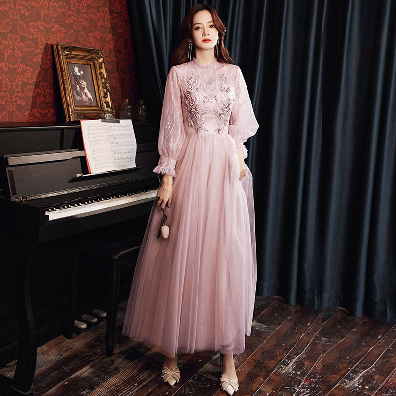 ชุดราตรี ชุดราตรีสวยหรู แบบ ทันสมัย Evening dress