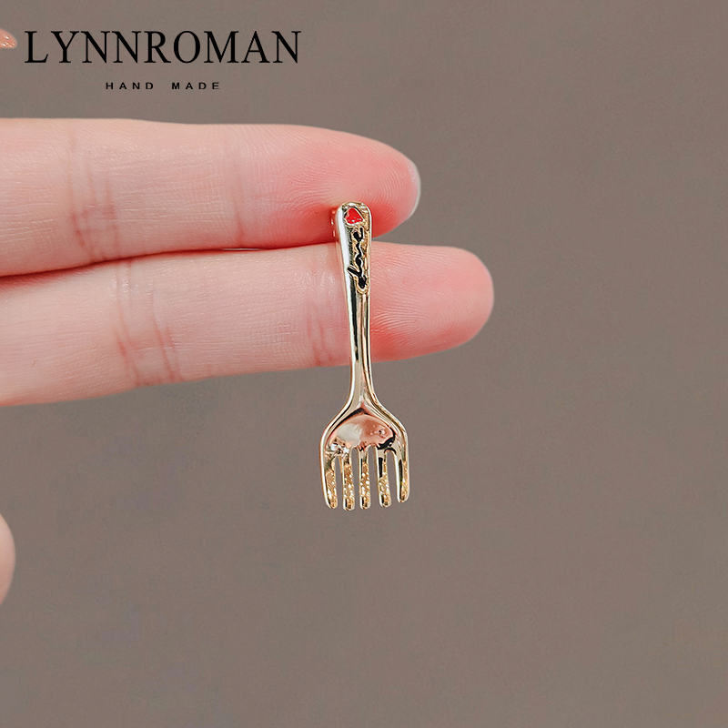เข็มกลัด เข็มกลัดสวยๆ เข็มกลัดติดเสื้อ Brooch