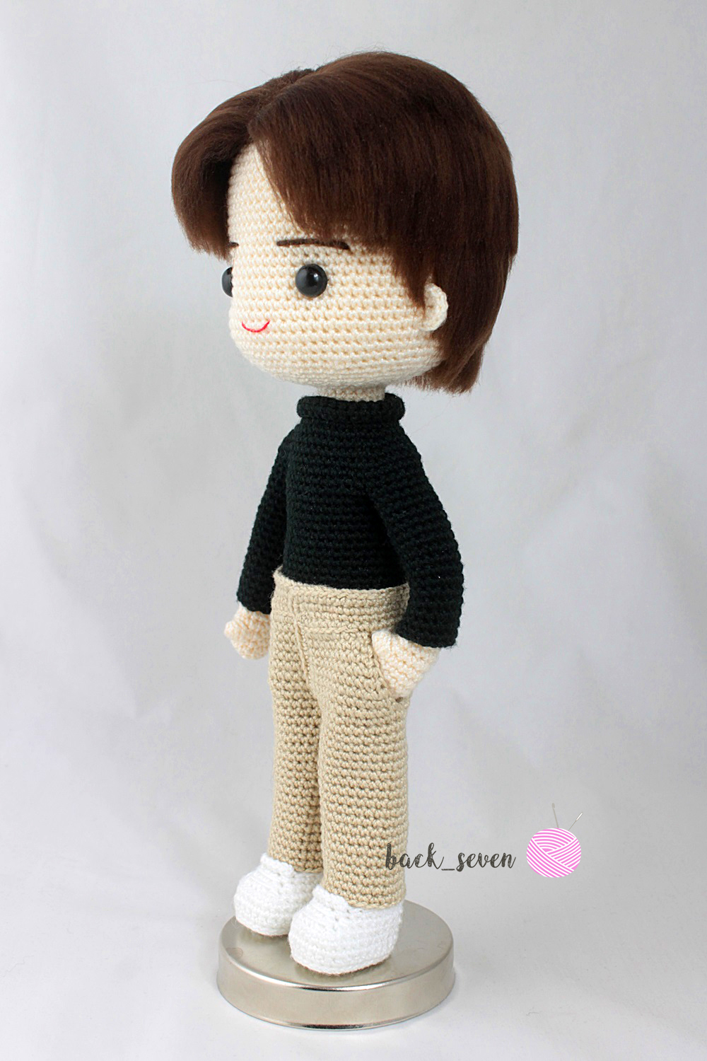 ตุ๊กตาถักชุดบอยแบรนด์ 2