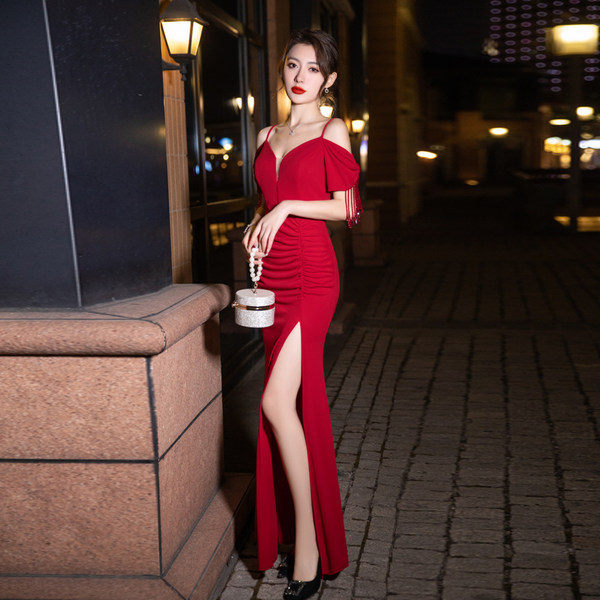 ชุดราตรี ชุดราตรีสวยหรู แบบ ทันสมัย Evening dress