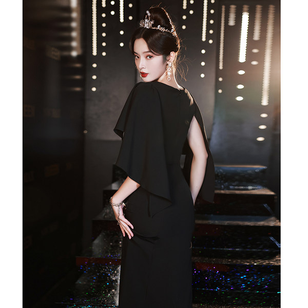 ชุดราตรี ชุดราตรีสวยหรู แบบ ทันสมัย Evening dress