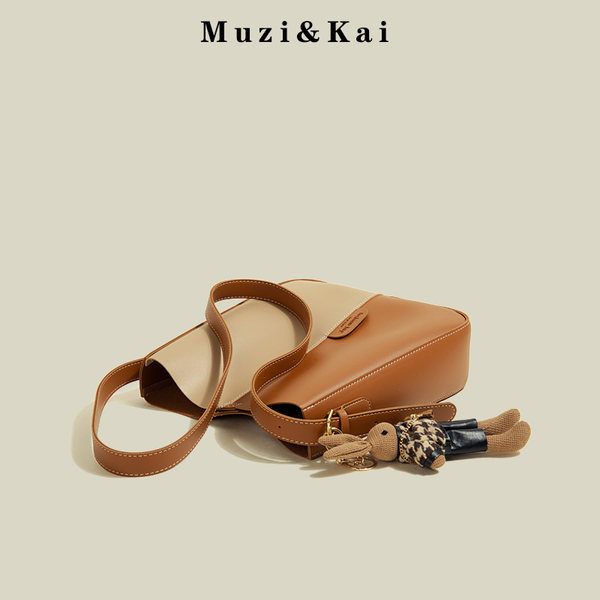 กระเป๋าสะพายข้างผู้หญิง กระเป๋าสะพายสไตล์เกาหลี By Muzi&Kai