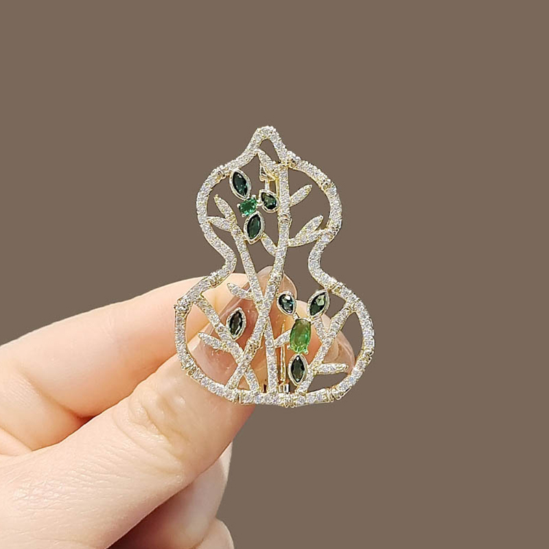 เข็มกลัด เข็มกลัดสวยๆ เข็มกลัดติดเสื้อ Brooch