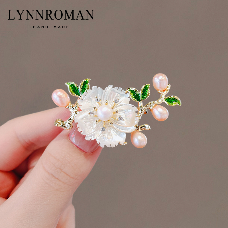 เข็มกลัด เข็มกลัดสวยๆ เข็มกลัดติดเสื้อ Brooch