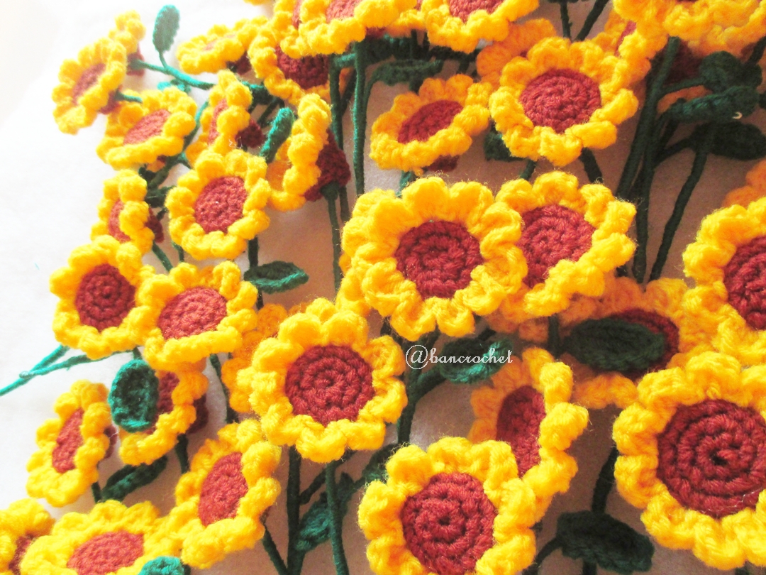 ทานตะวันถักโครเชต์ Crochet Sunflowers
