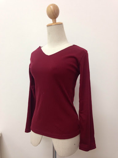 เสื้อสเวตเตอร์ ไหมพรม ผ้าร่อง สุดฮิตใส่สบาย