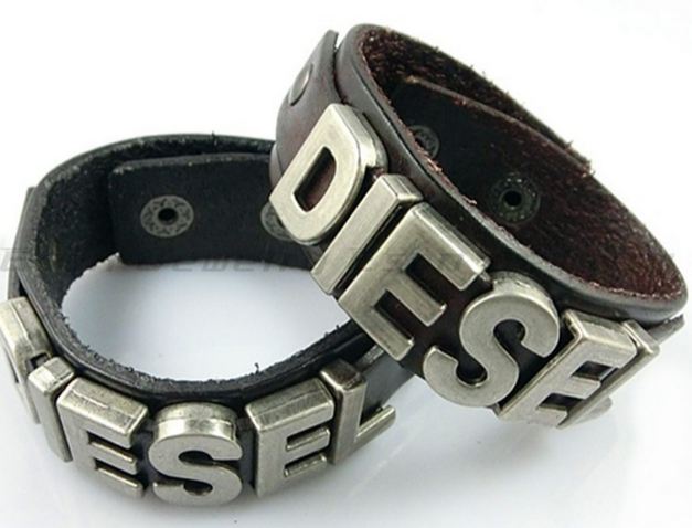 สร้อยข้อมือผู้ชาย สร้อยข้อมือ ผู้หญิง สร้อยข้อมือหนังแท้ ร้อยตัวอักษร Diesel ของขวัญให้แฟน สีน้ำตาล เขียว น้ำเงิน แดง 762412