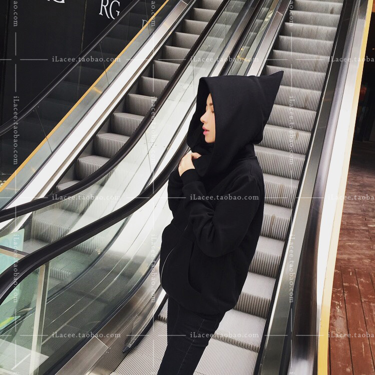 เสื้อกันหนาว ฮู้ดเท่ๆ สีดำ ผ้าใยสังเคราะห์ งานดุหนานุ่ม พร้อมส่งเลยจ้า BLACK