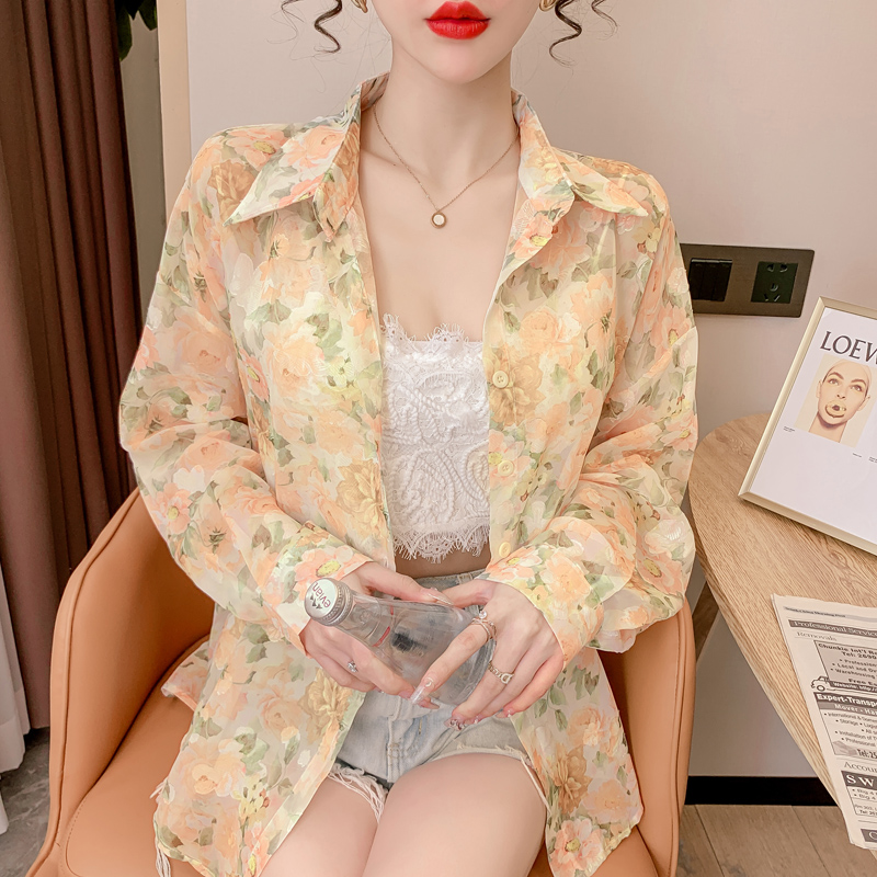 เสื้อเชิ้ตแขนยาววัยรุ่น ลายสวยๆ แบรนด์ YIL AN
