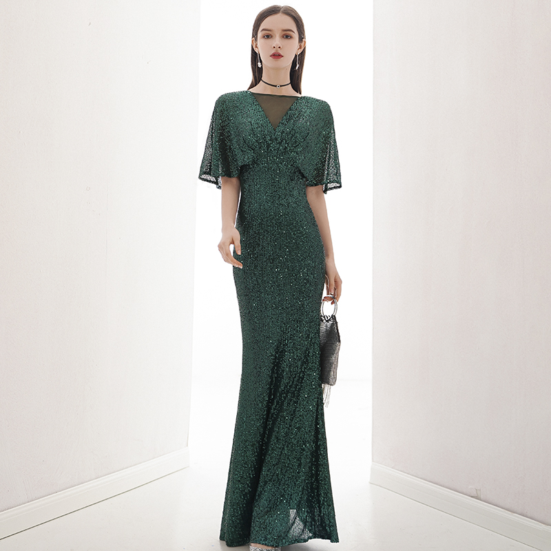 ชุดราตรี ชุดราตรีสวยหรู แบบ ทันสมัย Evening dress