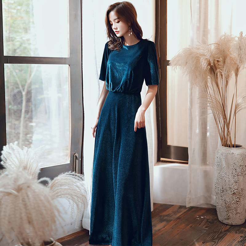 ชุดราตรี ชุดราตรีสวยหรู แบบ ทันสมัย Evening dress