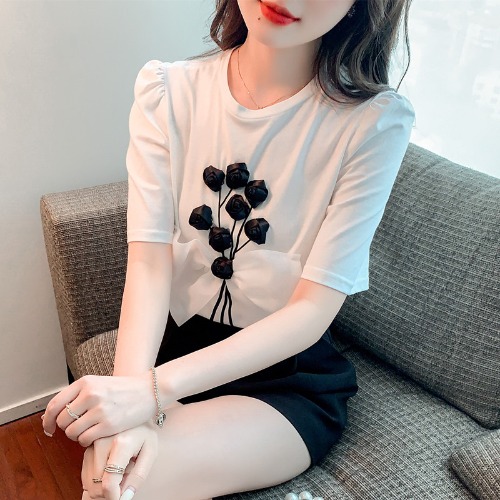 เสื้อเชิ้ตแขนยาววัยรุ่น ลายสวยๆ แบรนด์ YIL AN