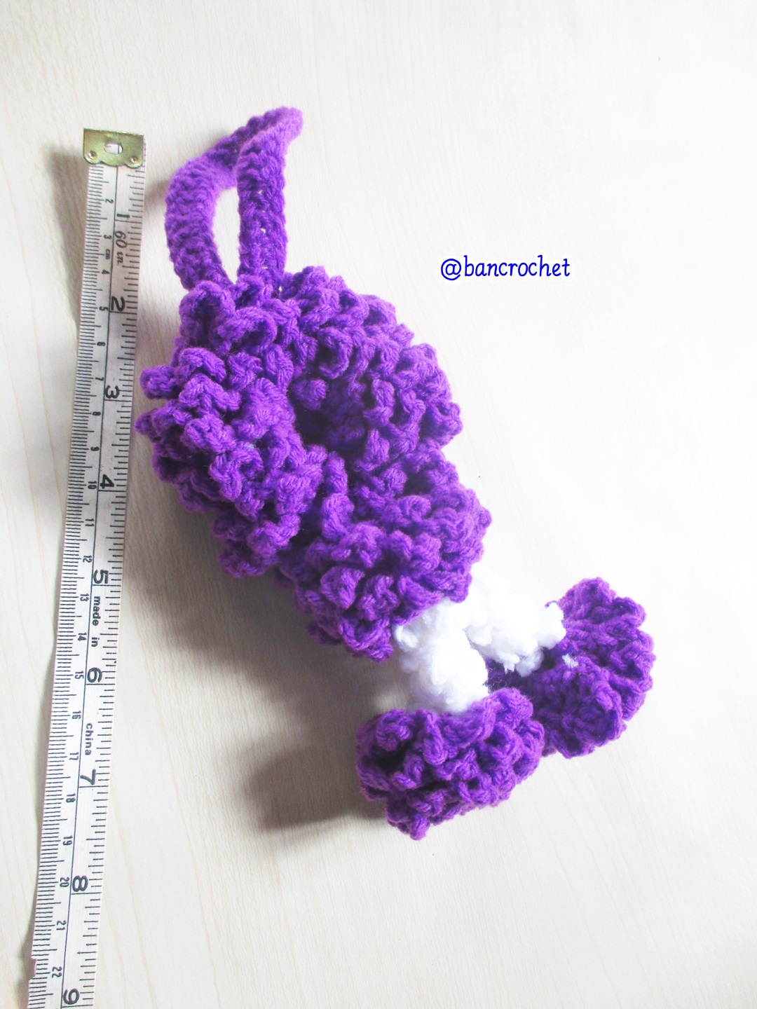 Bancrochet พวงมาลัยถักโครเชต์ Crochet Thai Garland ม่วง 6*5*4 inch