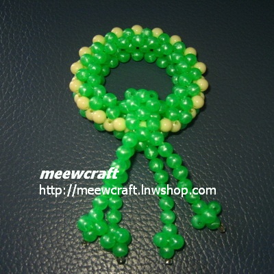 พวงมาลัยลูกปัด #AA011 ขนาด2.5"