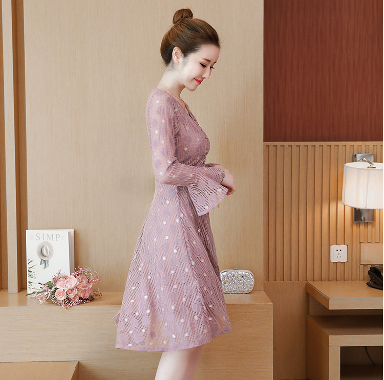 Dress4503 เดรสยาวลูกไม้ทรงสวย แขนยาวแต่งระบาย มีเชือกรูดกลางอกเก๋ๆ ดูมีดีเทล ผ้าลูกไม้เนื้อดีหนาสวยเกรดพรีเมียม งานดีผ้าสวยเหมือนราคาหลักพัน