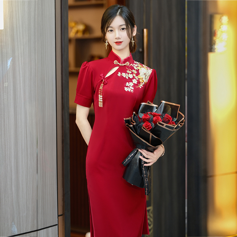 ชุดราตรี ชุดราตรีสวยหรู แบบ ทันสมัย Evening dress