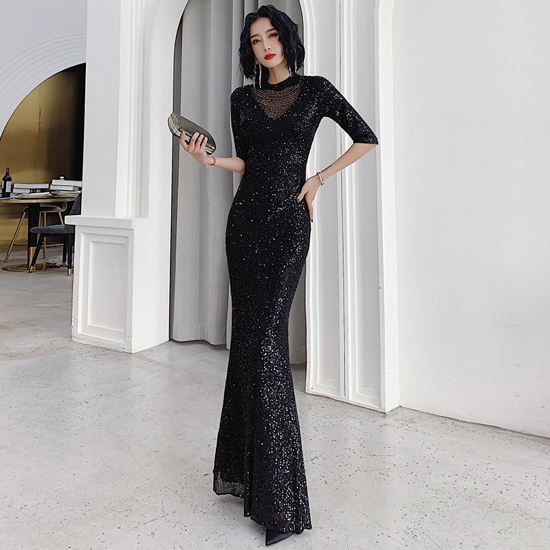 ชุดราตรี ชุดราตรีสวยหรู แบบ ทันสมัย Evening dress