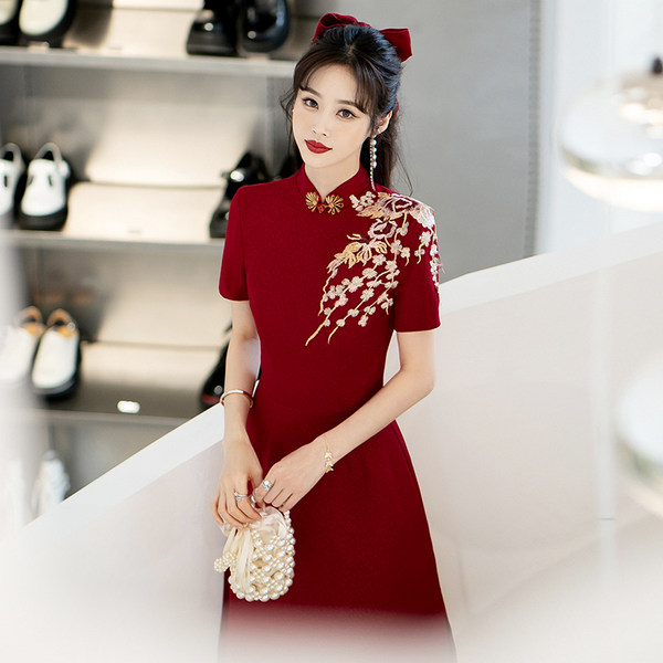 ชุดราตรี ชุดออกงาน ดีไซน์หรู แบรนด์ Angel