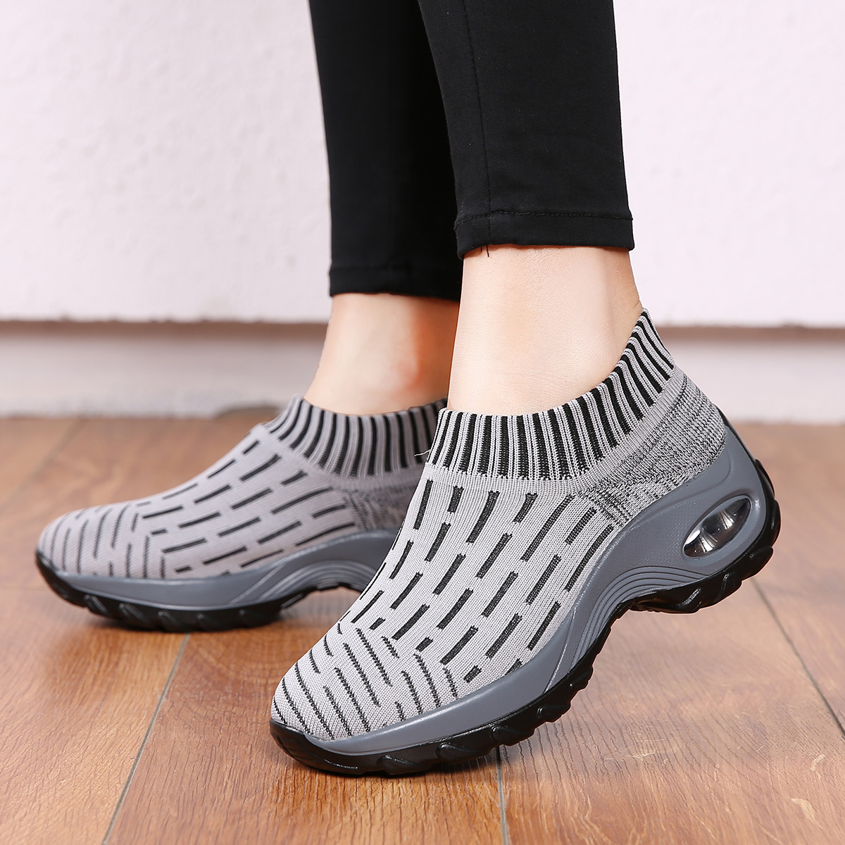 รองเท้าผ้าใบ รองเท้าลำลอง รองเท้าผ้าใบลำลอง รองเท้าแฟชั่นแบบสวม Slipper Shop