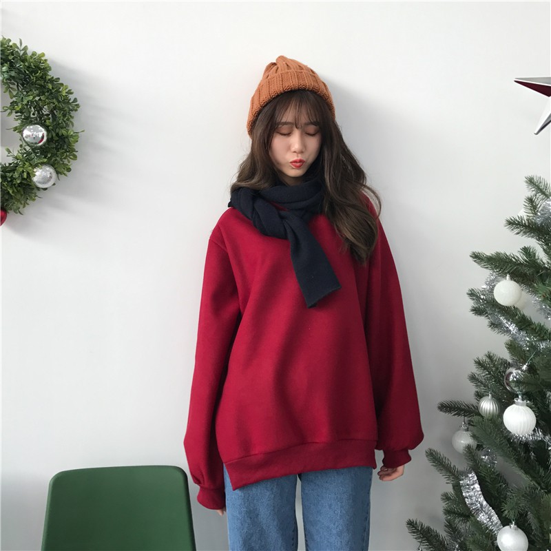 เสื้อแขนยาวแฟชั่นตัวโคล่ง สีแดงเลือดนก ผ้าสักกะหลาดเนื้อ แดง free