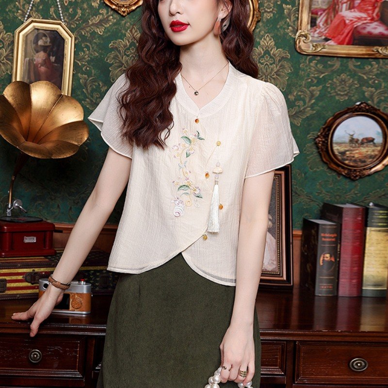 เสื้อเชิ้ตผู้หญิงใส่ทํางาน 390 บาทต่อชิ้น ฟรีค่าจัดส่ง