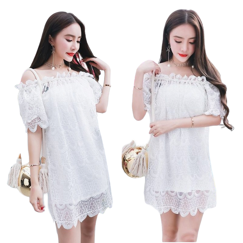 Dress4245 เดรสเปิดไหล่ทรงปล่อยสีขาว มีเดรสซับในอย่างดีอกเสริมฟองน้ำในตัว ผ้าแก้วลูกไม้ลายสวยงานดี ประดับมุกที่ชุดสุดหรู งานสวยดูแพง ใส่ออกงานได้