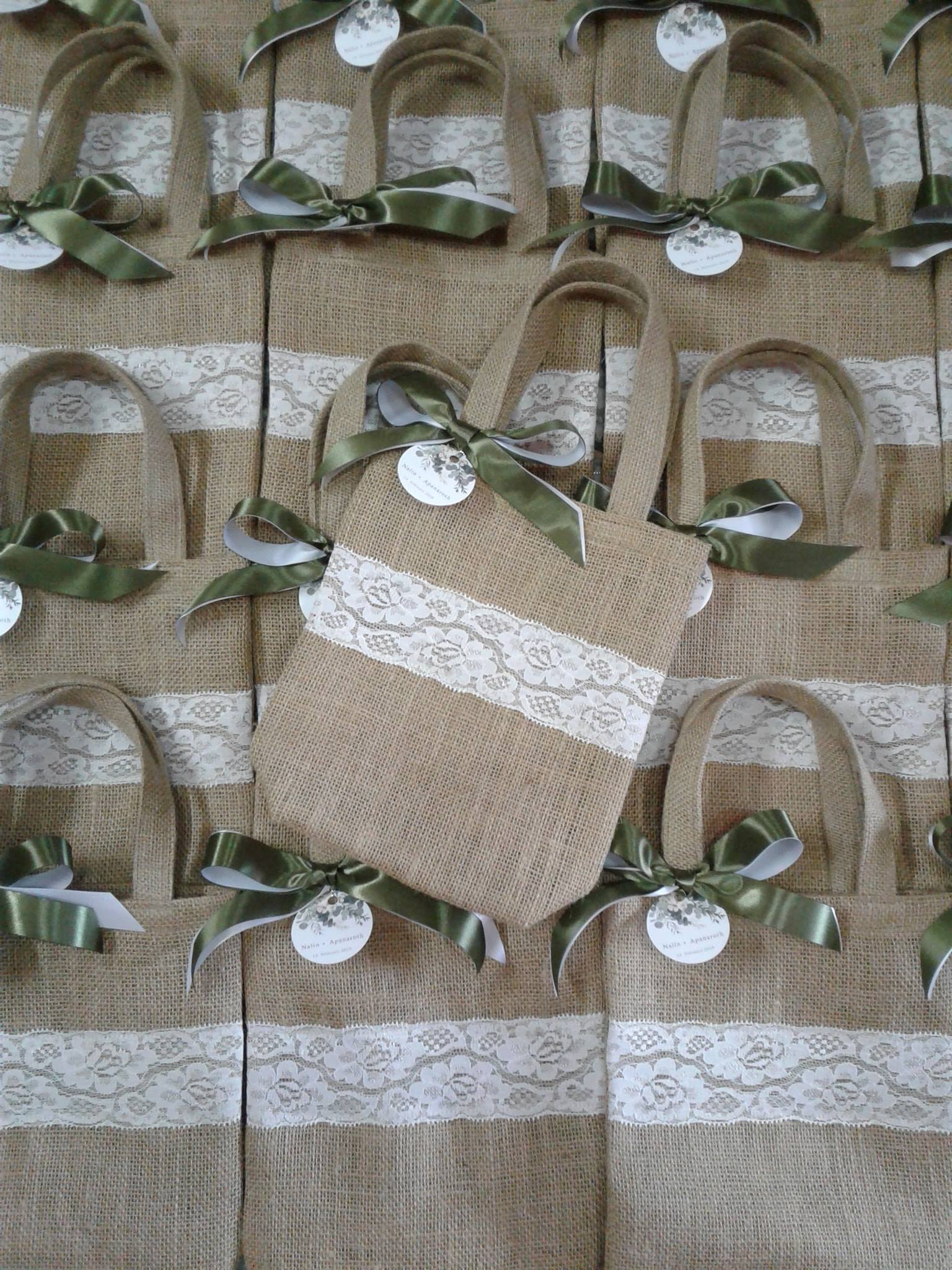 ถุงผ้ากระสอบคาดผ้าลูกไม้กลางใบ