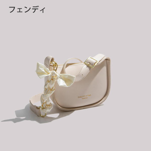 กระเป๋าสะพายข้างผู้หญิง กระเป๋าสะพายสไตล์เกาหลี By Japanese フェンディ authentic bag
