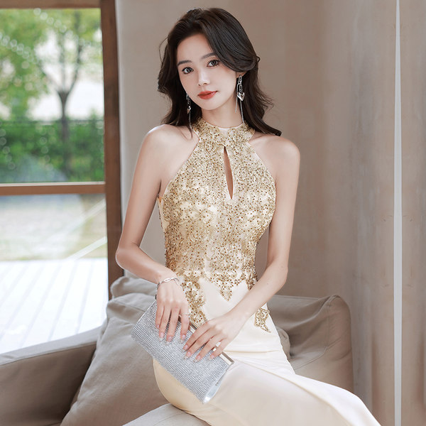 ชุดราตรี ชุดราตรีสวยหรู แบบ ทันสมัย Evening dress