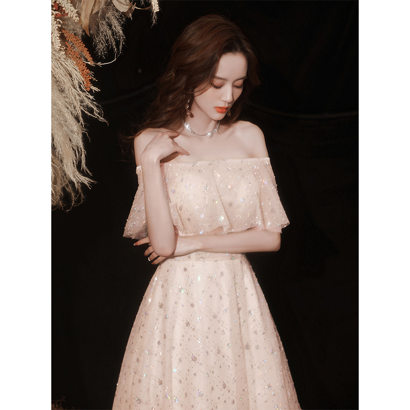 ชุดราตรี ชุดราตรีสวยหรู แบบ ทันสมัย Evening dress