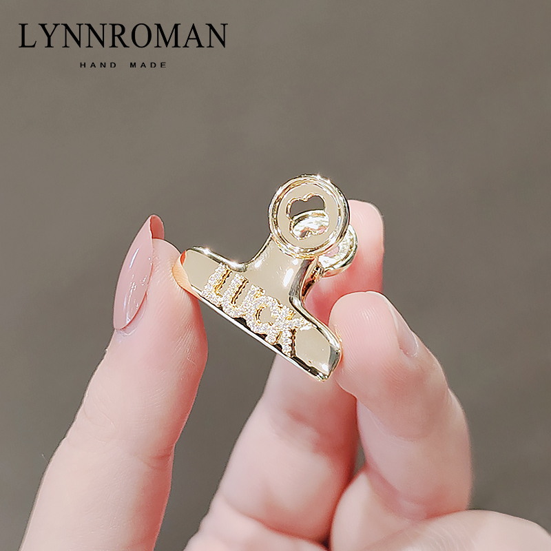 เข็มกลัด เข็มกลัดสวยๆ เข็มกลัดติดเสื้อ Brooch