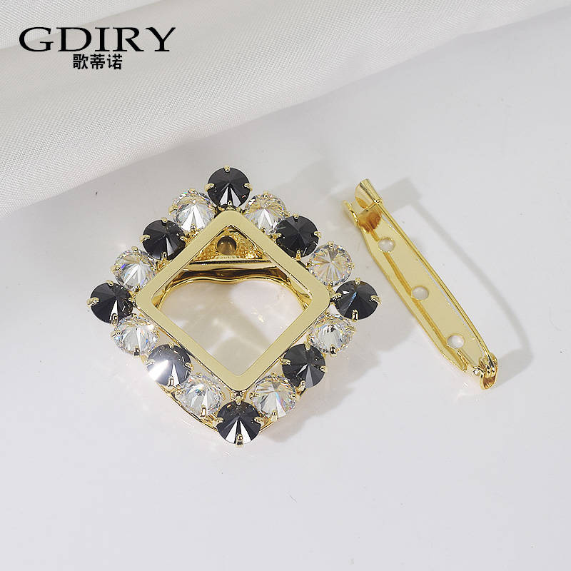 เข็มกลัด เข็มกลัดสวยๆ เข็มกลัดติดเสื้อ Brooch