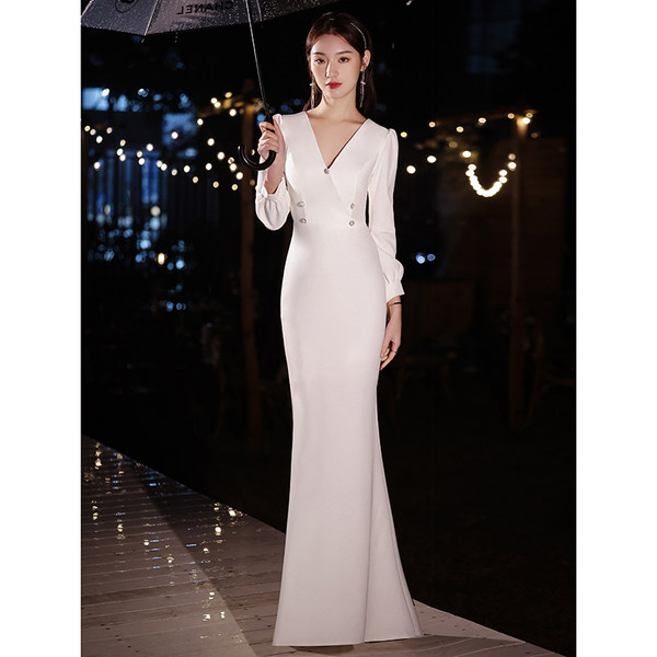 ชุดราตรี ชุดราตรีสวยหรู แบบ ทันสมัย Evening dress
